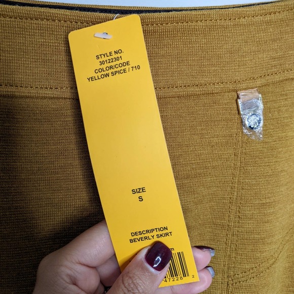 TORY BURCH • Yellow Spice Beverly Wool Blend Knit Pencil Skirt Sz Small - Picture 6 of 8